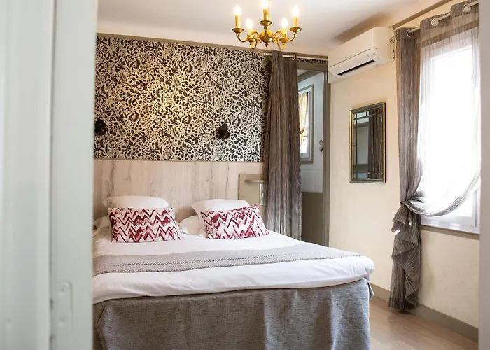 Hotel La Casa Pairal