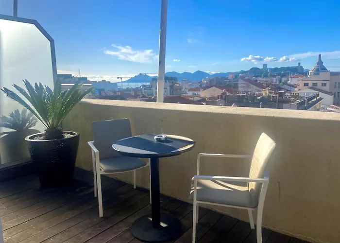 Hotel Cannes Centre Univers