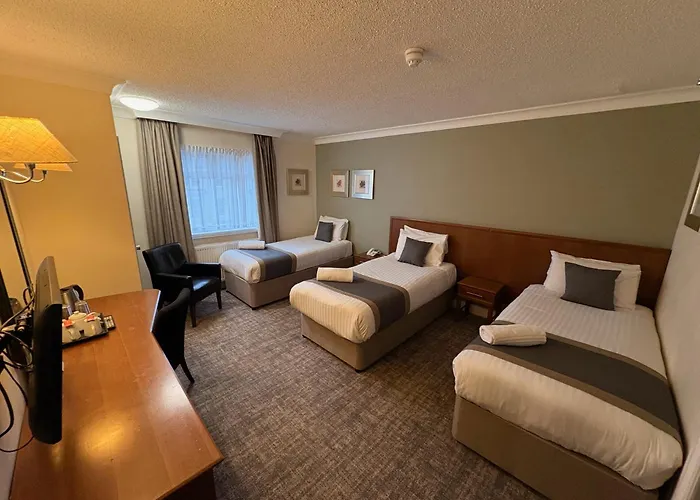 Caledonian Hotel