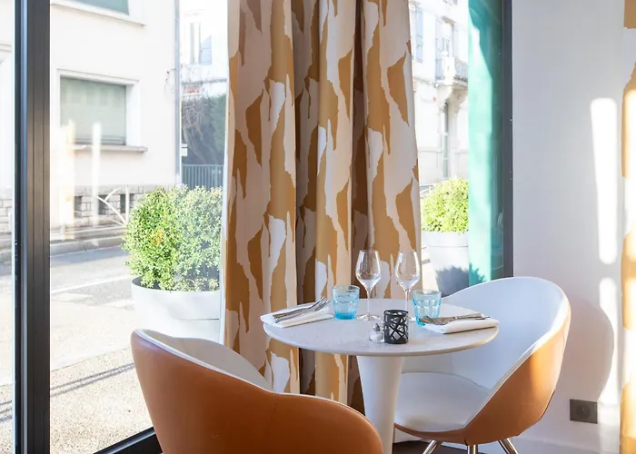 Hôtel Central Parc Oyonnax
