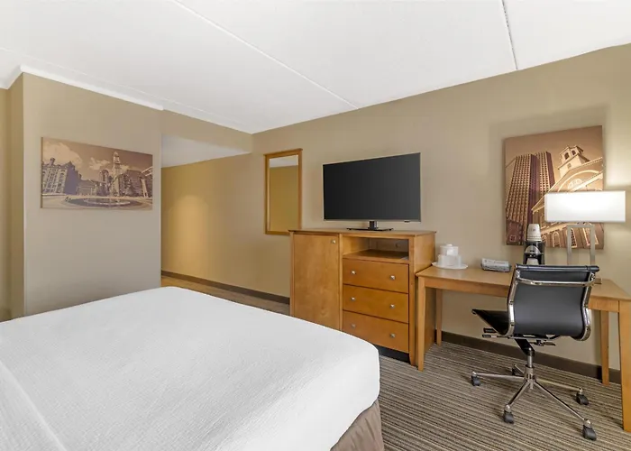 Best Western Royal Plaza Hotel&Trade Center