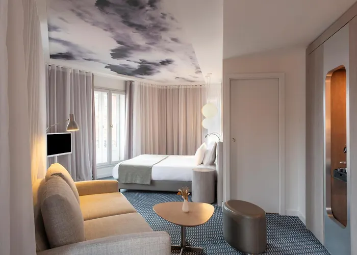 Le Grand Balcon Hotel