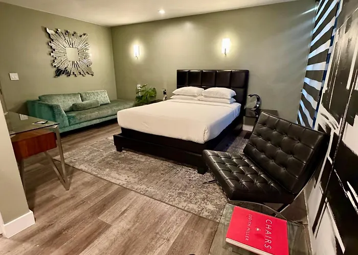 Park Plaza Lodge