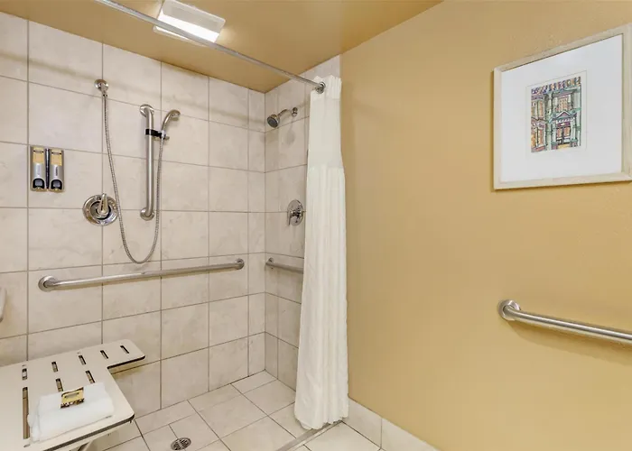 Best Western Plus Garden Court Inn