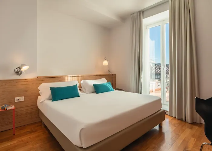 Hotel Piazza Bellini & Apartments