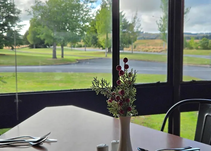 Fiordland Hotel