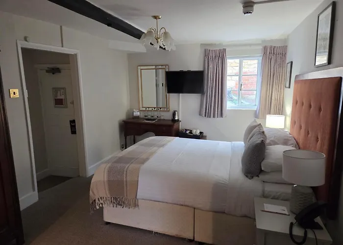 Noel Arms - "A Bespoke Hotel"