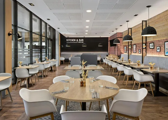 Courtyard By Marriott Toulouse Airport