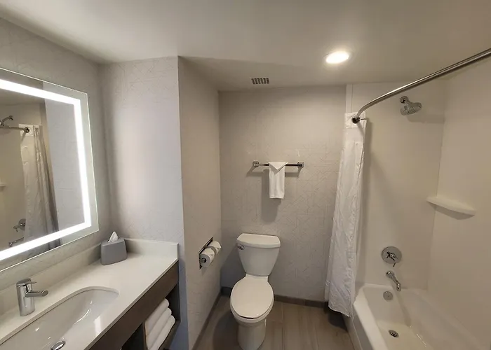 Holiday Inn Express San Diego South - Chula Vista By Ihg
