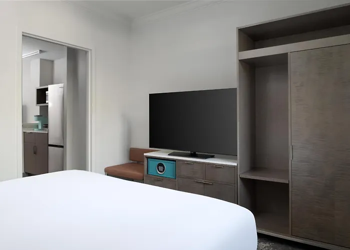 Hilton Boca Raton Suites - Newly Renovated