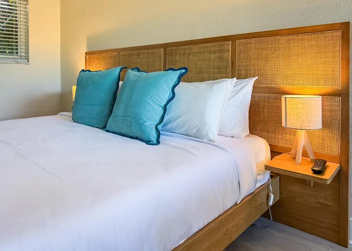 Ocean Lodge