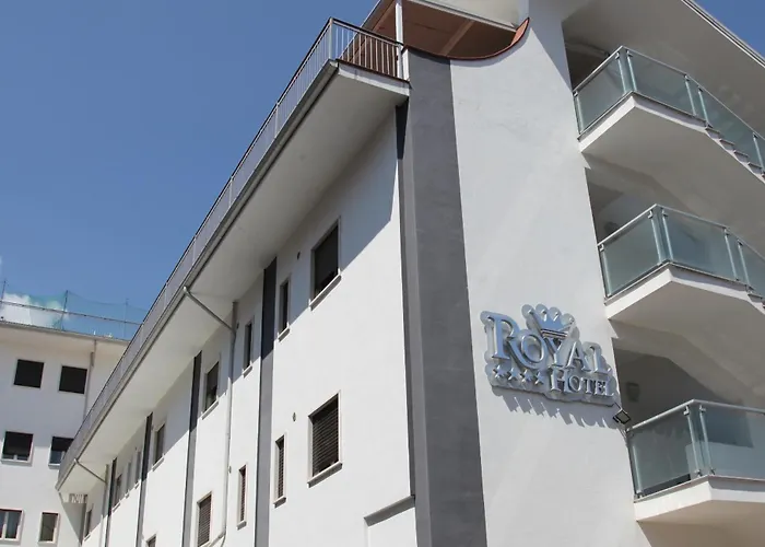 Royal Hotel