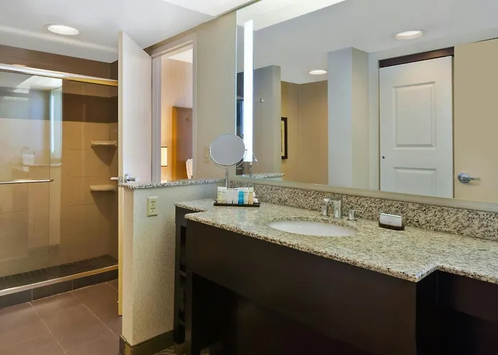 Hotel Auburn Hills