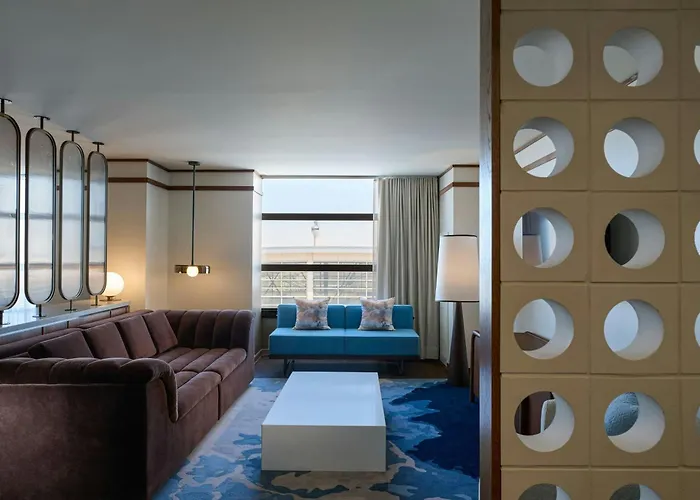 The Westin Detroit Metropolitan Airport