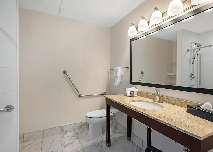 Best Western Plus Suites Downtown Calgary
