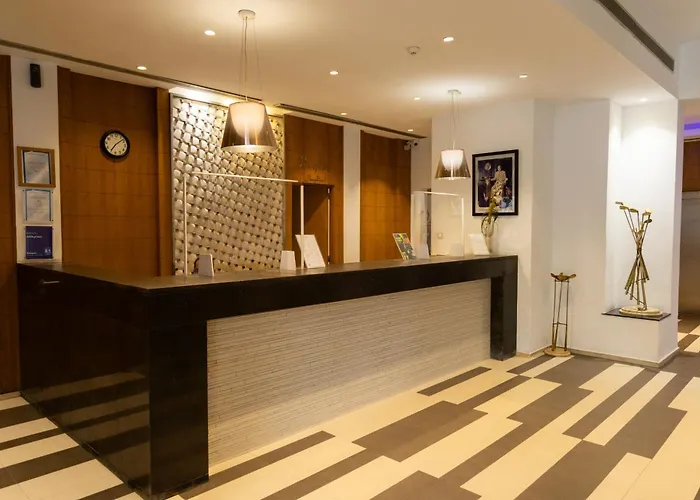 Golf Royal Hotel