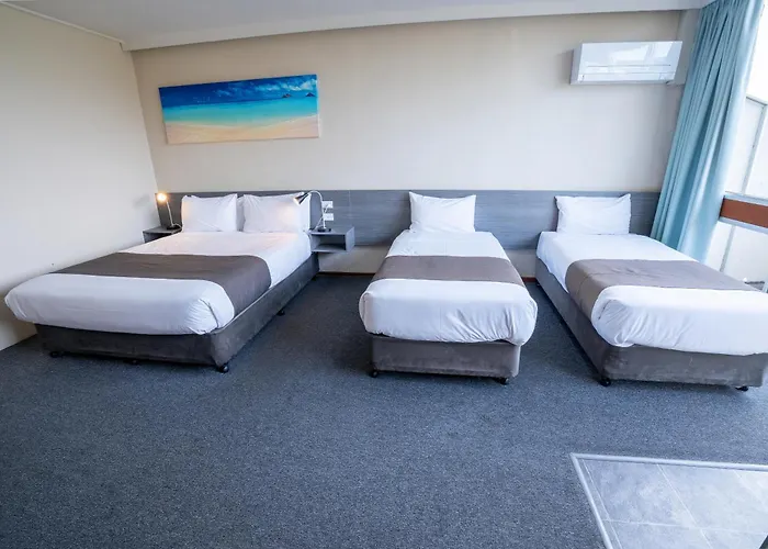 Bayside Hotel