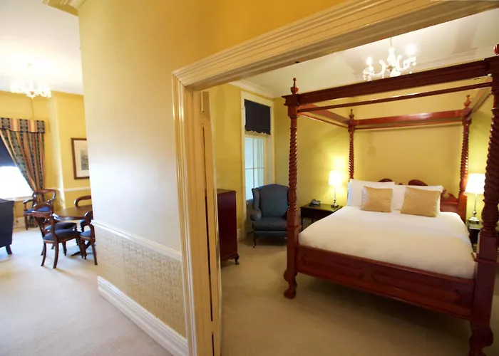Carrington Hotel