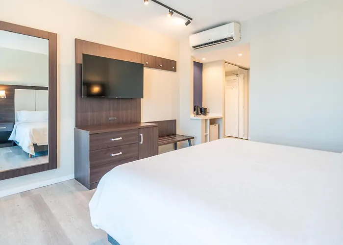 Holiday Inn Express Rosario By Ihg