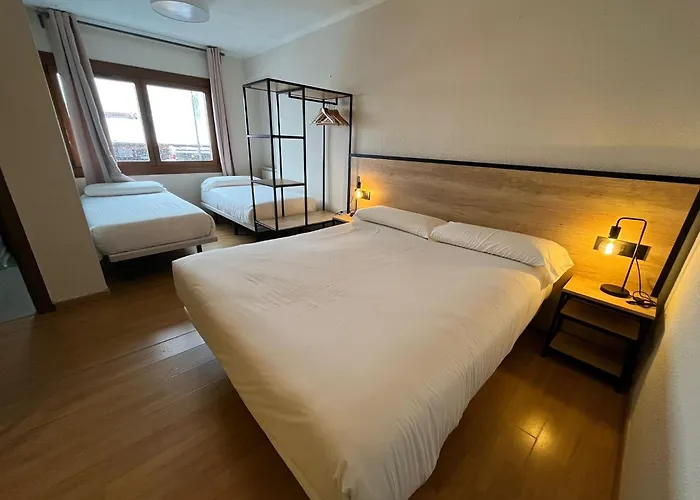 Hotel NIU a 50 m del Funicamp