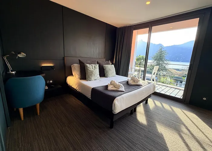 Les Suites Du Lac