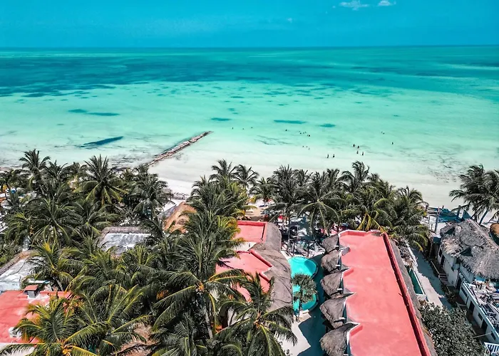 Holbox Dream Beachfront Hotel