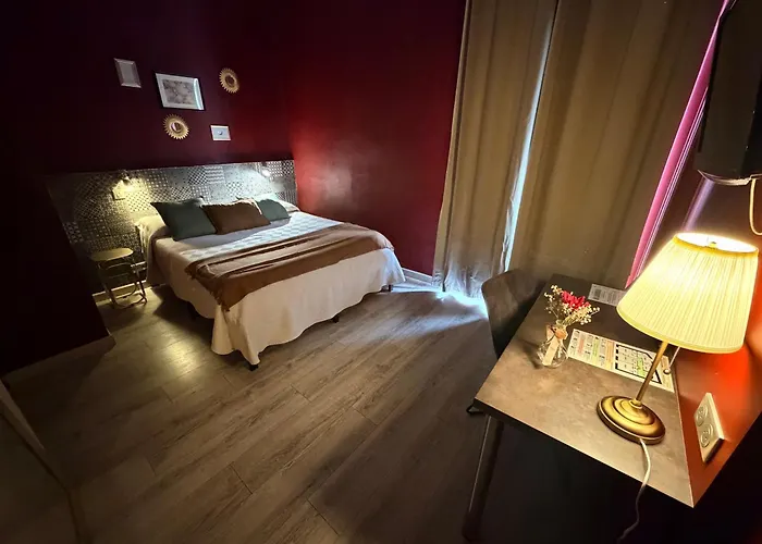 Hotel Comédie - Place De La Comédie Corum
