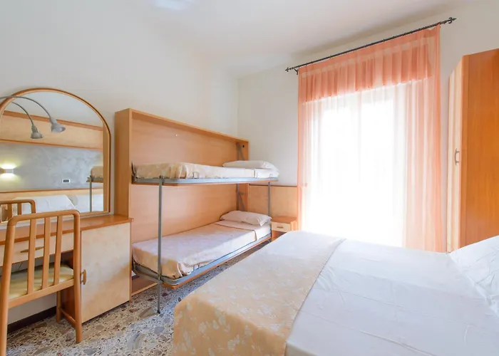 Hotel Sandra