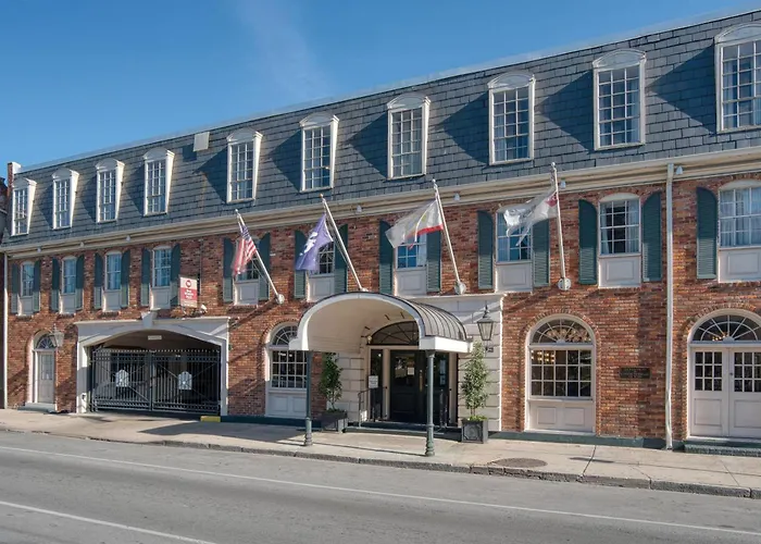 Best Western Plus French Quarter Courtyard Hotel