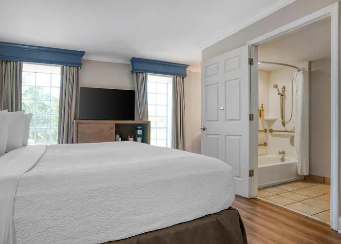 Best Western Plus French Quarter Courtyard Hotel