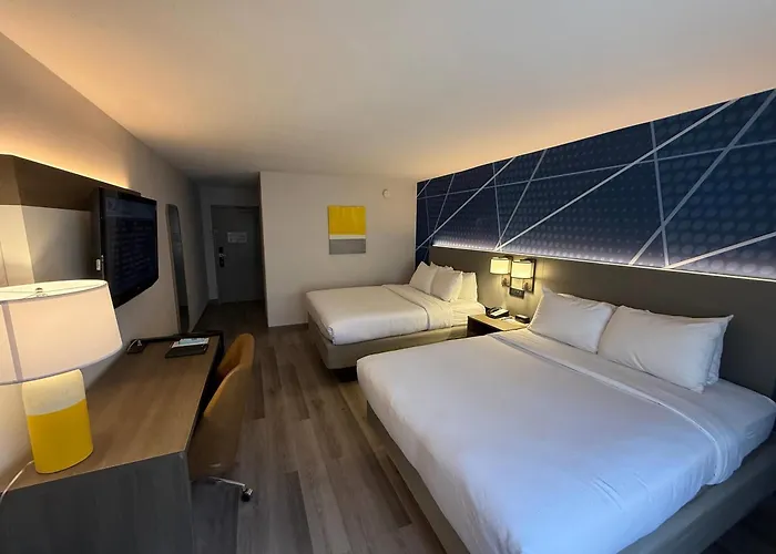 Comfort Inn & Suites Danbury-Bethel