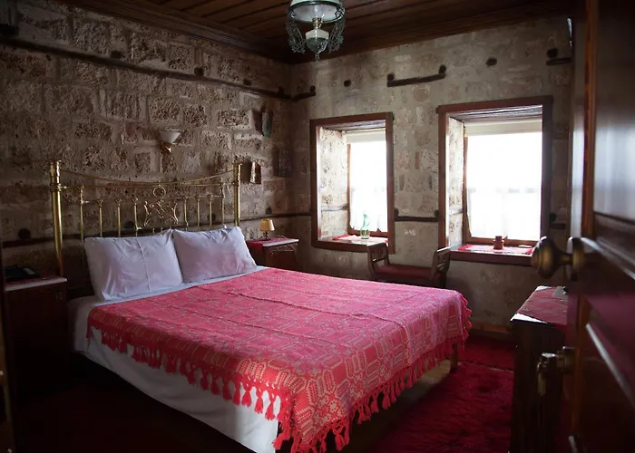 Hagiati Guesthouse - Edessa Cozy Mountain Retreat