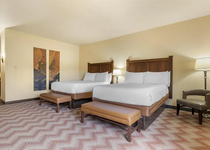 Best Western Plus Cimarron Hotel & Suites