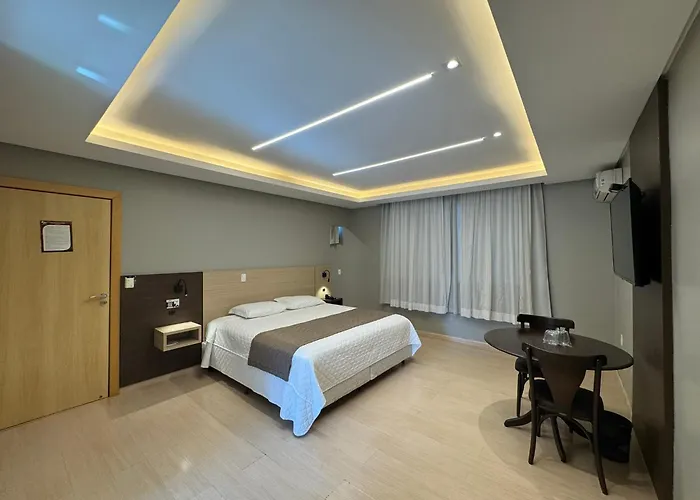 Luz Hotel Pato Branco