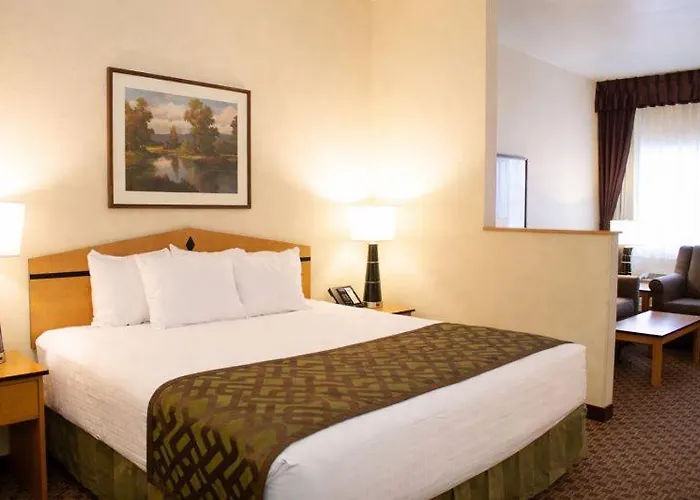 Crystal Inn Hotel & Suites - Great Falls