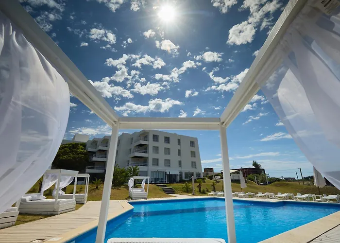 Hotel Las Olas Resort
