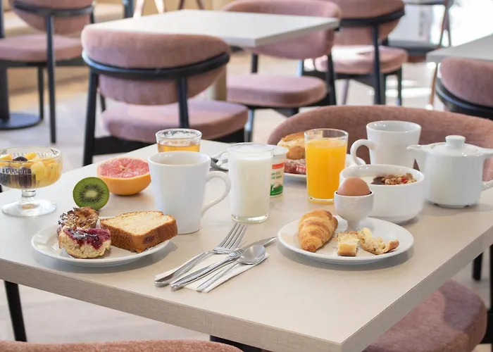 Brit Hotel Cahors Centre - Le Valentre