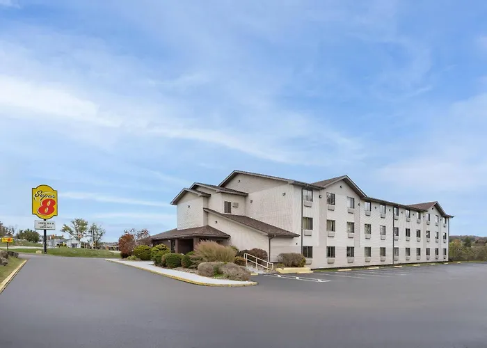 Super 8 By Wyndham New Stanton