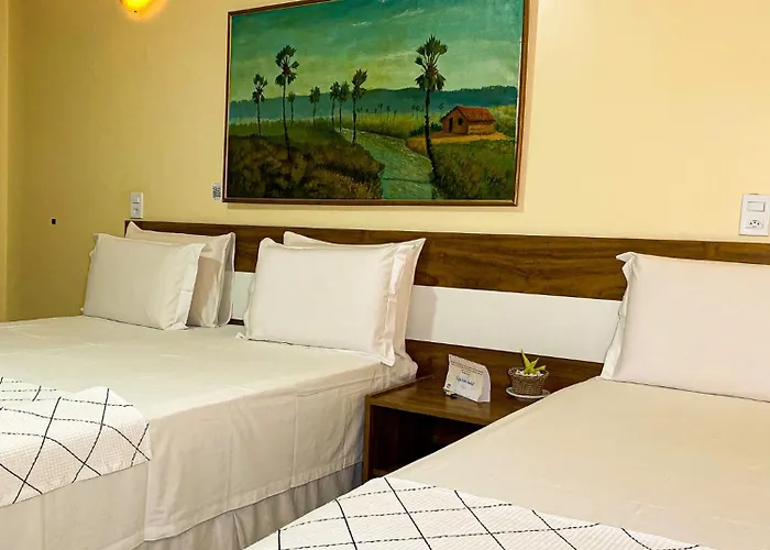 Hotel Monólitos