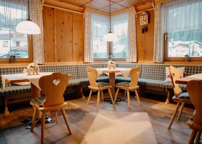 Hotel Garni Alpenhof