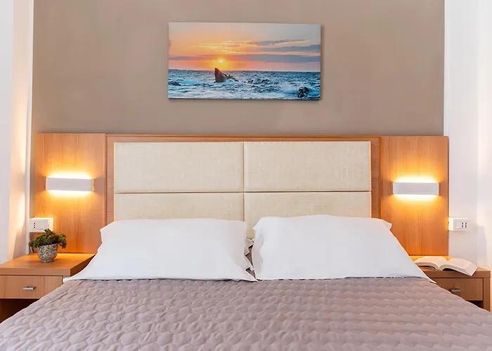 Amadei Hotel Figaro & Apartments