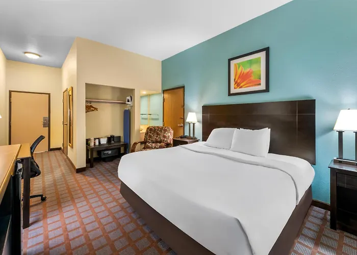 Red Lion Inn & Suites Blue Springs