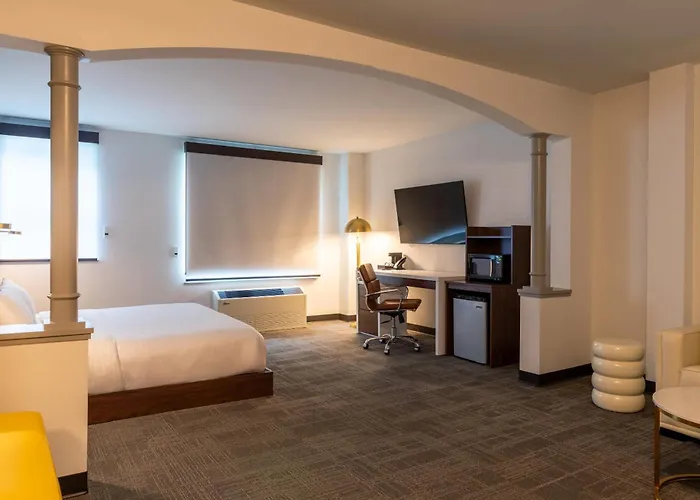 Comfort Inn & Suites Near Burke Mountain