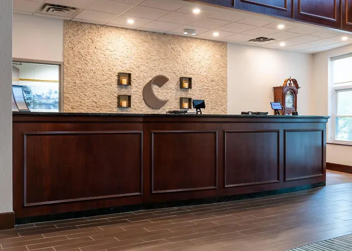 Comfort Inn & Suites Near Burke Mountain