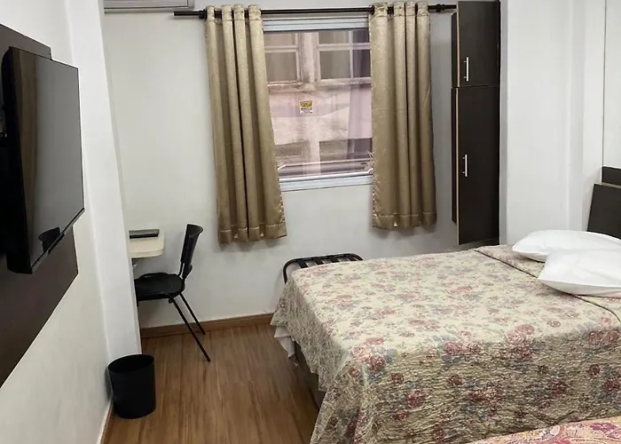 Hotel Calstar