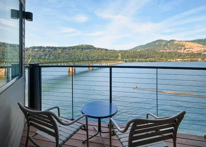 Best Western Plus Hood River Inn