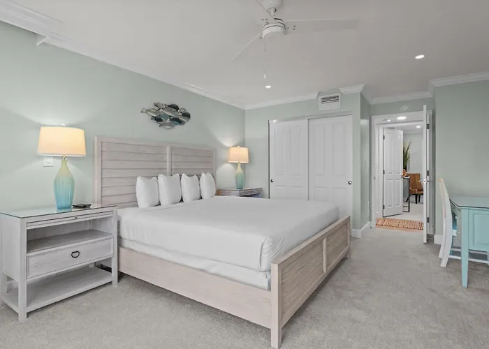Sundial Beach Resort&Spa