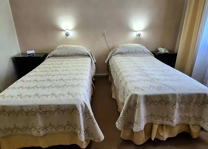 Hotel Puerta Del Sol