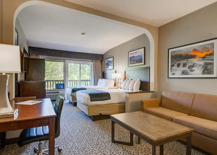 Whitefish Riverfront Hotel
