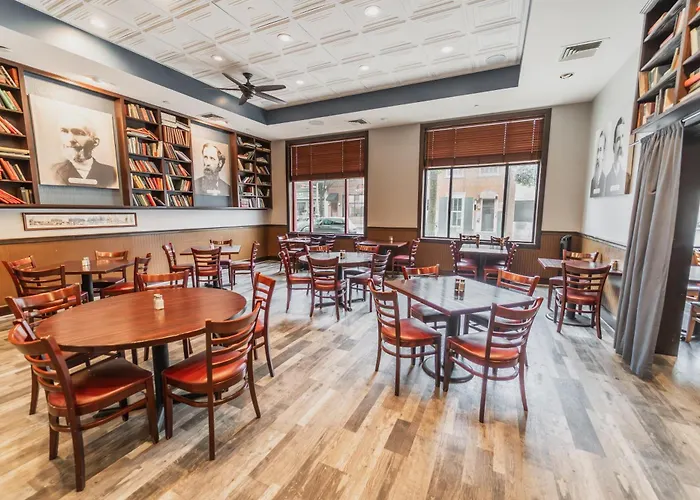 University Hotel & Suites Shippensburg, Trademark By Wyndham